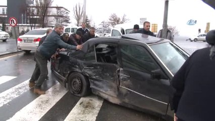 Başkent'te Trafik Kazası: 2 Yaralı