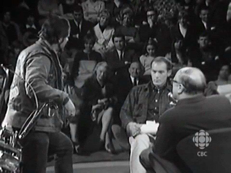 Hells Angels Skip Workman & Author Hunter Thompson (1967)