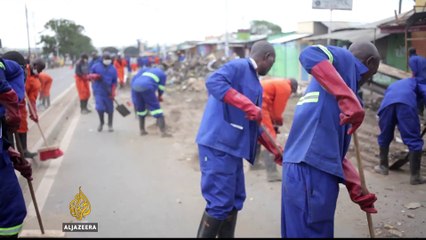 Zambia cholera crisis  'Burying people by the hundreds'