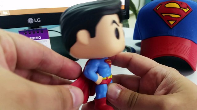 FUNKO POP LEGION OF COLLECTORS: SUPERMAN CLASSIC