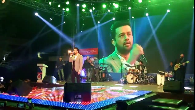 Dil Diyan Gallan - Atif Aslam Live Performance 2018