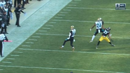 Bortles gets great block from Yeldon on third-down scramble