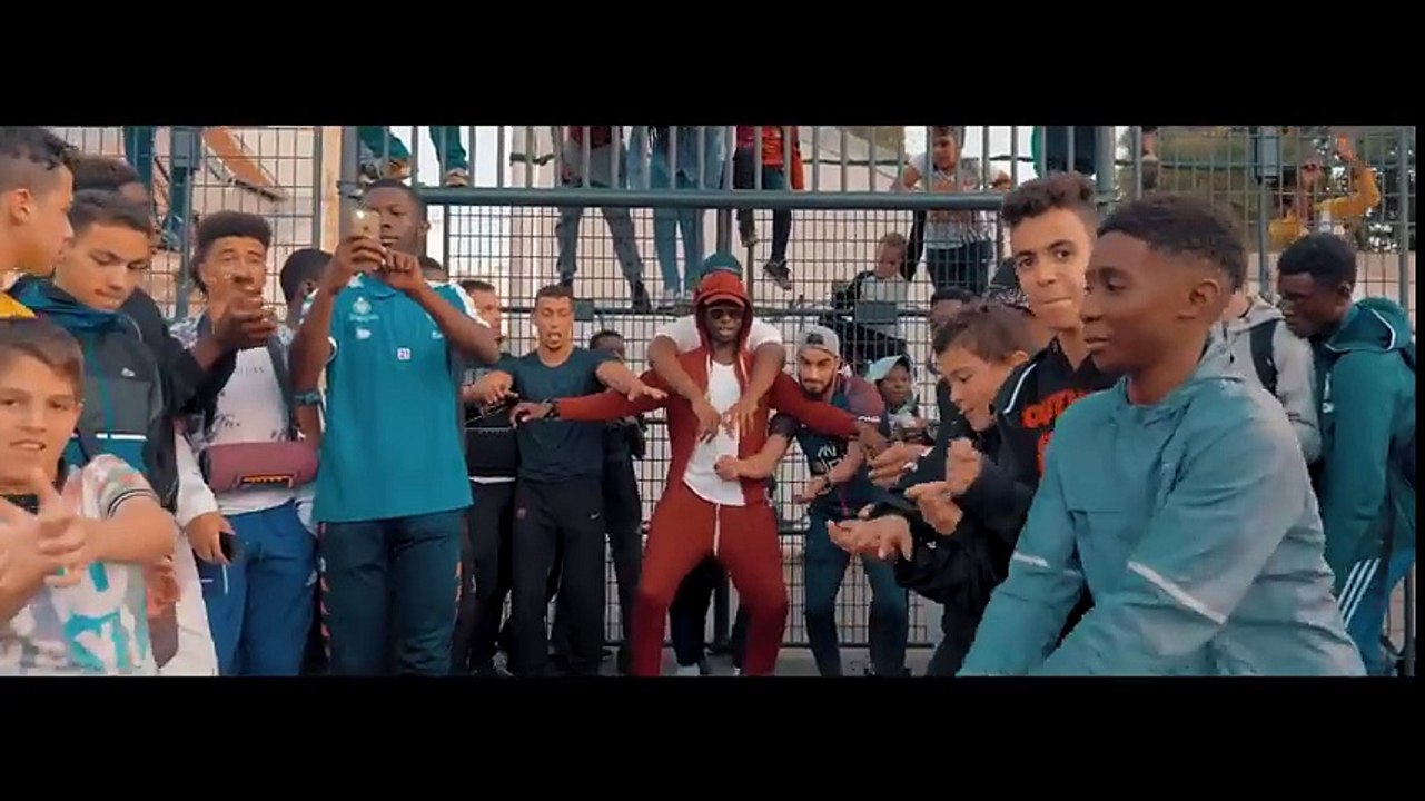 Abou Debeing Ft Dadju  C'est Pas Bon , Clip off...
