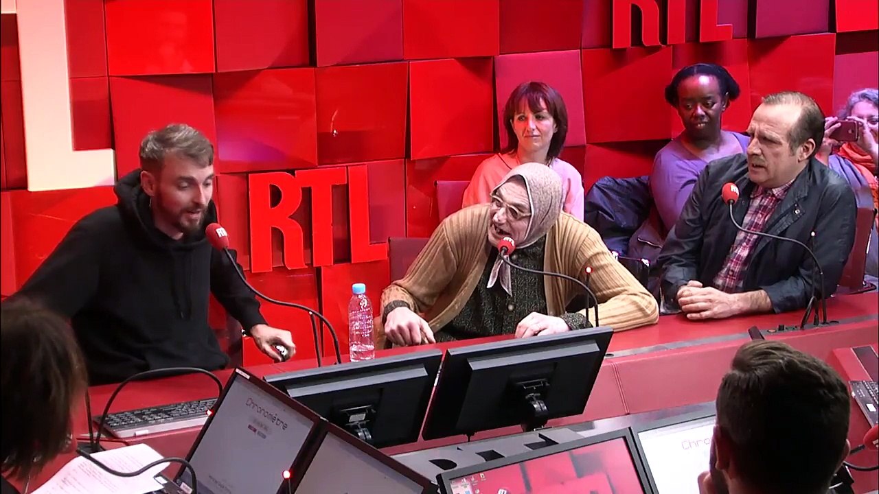 Les Bodin's et Christophe Willem devant la télé