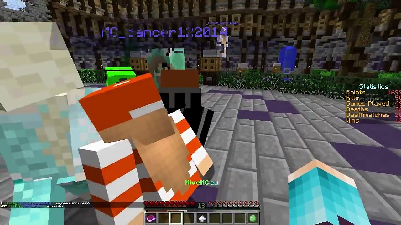 Minecraft: ELSA & ANNA play Hunger Games