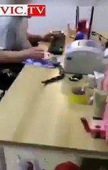 Les gens aiment plaisanter