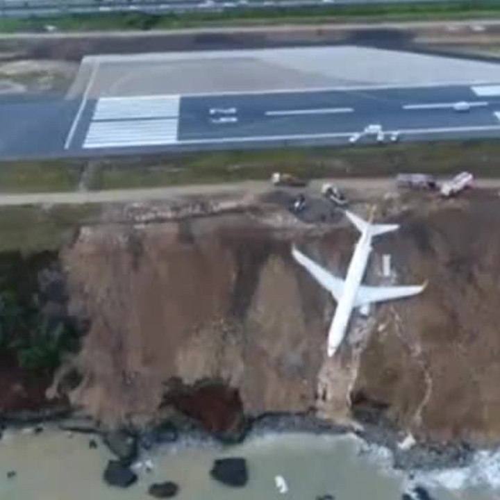 En Turquie, la spectaculaire sortie de piste d’un avion