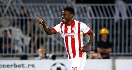 Sivasspor Fenerbahçe'nin Eski Futbolcusu Emenike'yi Kadrosuna Katmak Üzere