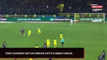 PSG – Nantes : L’arbitre Tony Chapron fait un croche-patte à Diego Carlos puis l'expulse (Vidéo)