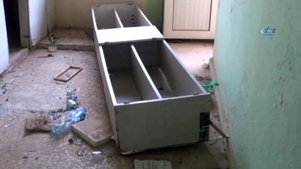 Metruk bina madde bağımlılarının mekan oldu