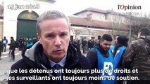 Nicolas Dupont-Aignan au soutien des surveillants de prison qui «vivent un enfer»