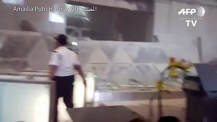 75 جريحا في انهيار طابق في مقر بورصة جاكرتا