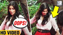 Diana Penty ALMOST FALLS  On Red Carpet | Oops Moment!