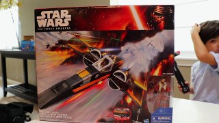 Star Wars Force Awakens Hasbro Tie Fighter and Poe X-Wing Open and Play Ariel Combat! Force Friday!