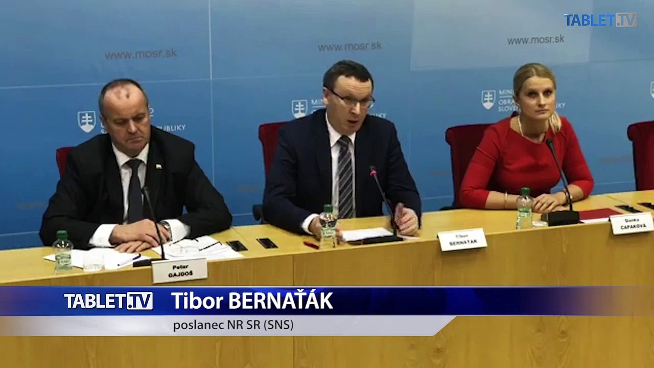 ZÁZNAM: TK ministra obrany Petra Gajdoša