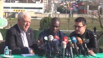 Moussa Sow, Bursaspor'a İmzayı Attı