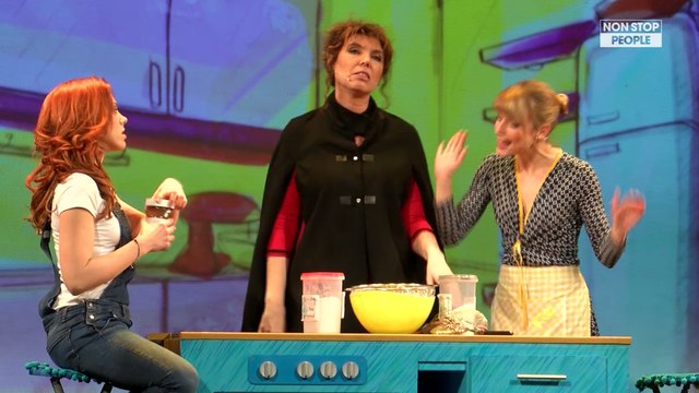 Anaïs Delva, Cécilia Cara, Marion Posta sur scène pour la comédie musicale « Énooormes » (Exclu vidéo)