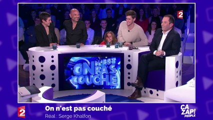 Pourquoi Victoria Abril est-elle passée sous le bureau dans On n'est pas couché ?