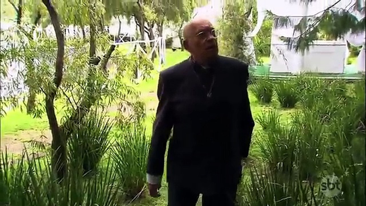 Sortilégio - Alessandro e Ezequiel são surpreendidos pela polícia