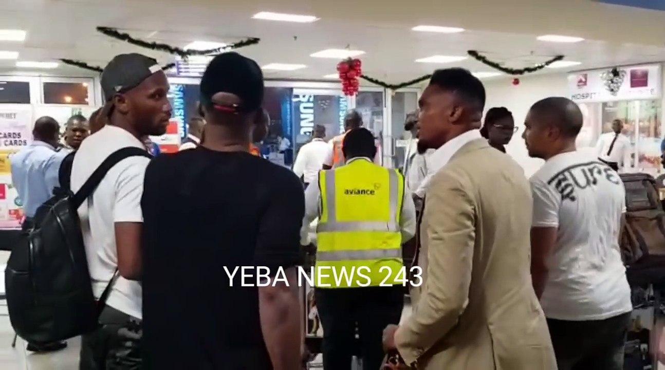 SAMUEL ETOO ET FALLY IPUPA,  DIDIER DROGBA