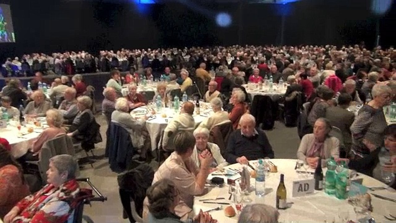 Le repas de l'amitié à Auxerre ou l'alliance avec les anciens