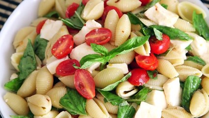 How to Make Caprese Pasta Salad |  Hilah Cooking