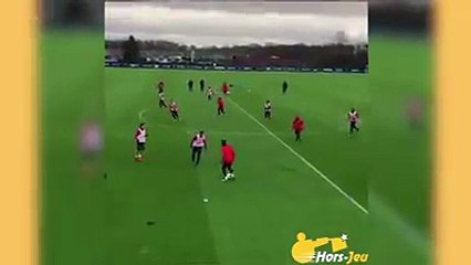 فيديو: حذاري يا ريال مدريد ... نيمار يستعد و يتلاعب بزميله في الفريق خلال التدريبات