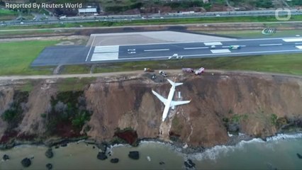 Plane In Turkey Skids Meters Away From Black Sea