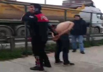 Pendik'te Uygulamadan Kaçmak İsteyen Şahıs Kıskıvrak Yakalandı