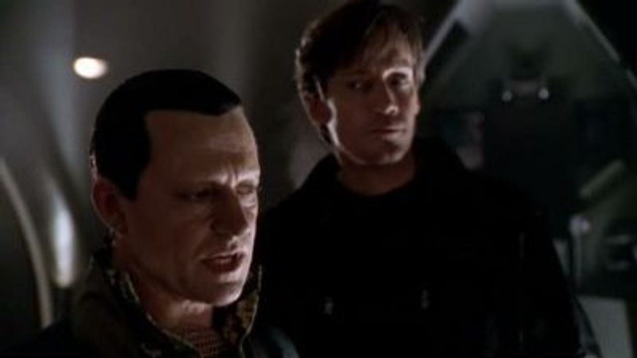 Andromeda 02x20 - The Knight, Death, And The Devil (HD QUALITY)