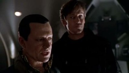Andromeda 02x20 - The Knight, Death, And The Devil (HD QUALITY)