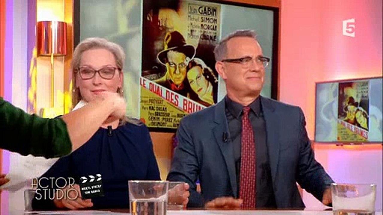 Meryl Streep et Tom Hanks s'embrassent sur le plateau de "C à vous"