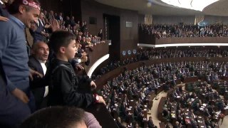 Küçük Çocuk Şiiriyle AK Parti Grup Toplantısına Damga Vurdu