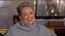 Le rire de Sharon Stone après qu'un journaliste lui demande si elle a été victime de harcèlement sexuel en dit long