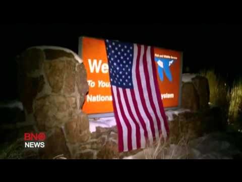 Armed protesters refuse to leave Oregon federal building