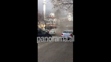 makina merr flake ne tirane