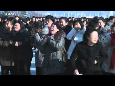 RAW: North Koreans in Pyongyang mourn death of leader Kim Jong-il (1)