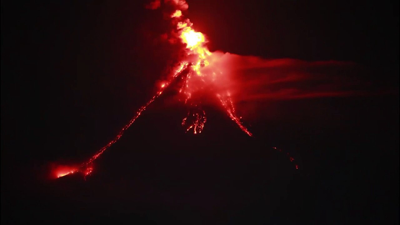 A espetacular erupção do Mayón