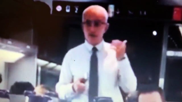 Coincé à bord du TGV Lille-Paris, le PDG de la SNCF Guillaume Pepy a eu le bon réflexe