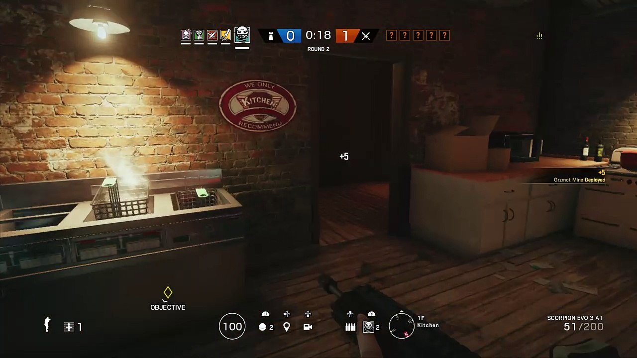 Ela is garbage