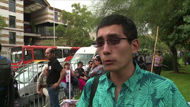 البابا فرنسيس يصل الى تشيلي في مستهل جولة تشمل أيضا البيرو