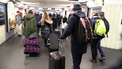 L'arrivée des acteurs à Grenoble avant l'ouverture du festival de l'Alpe d'Huez