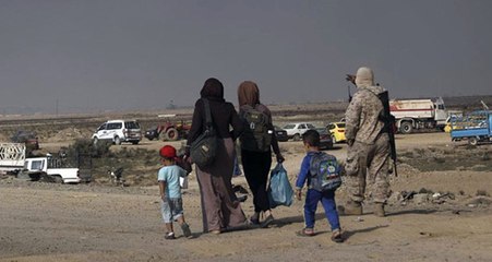 Afrin'de Siviller Küçük Gruplar Halinde Göçe Başladı