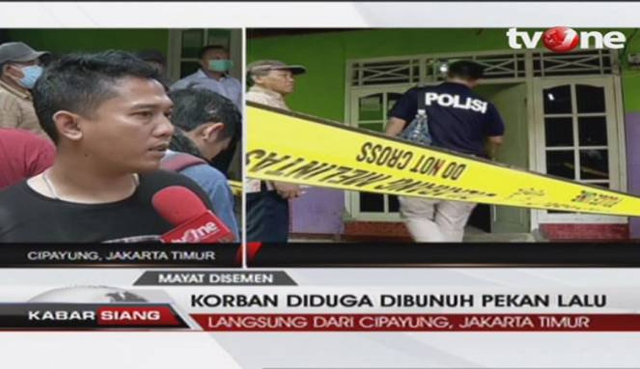 Polisi Evakuasi Jasad Korban Pembunuhan Disemen di Kontrakan