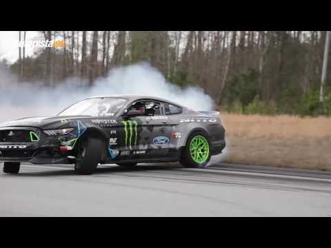 Una lección de drifting, por Vaughn Gittin Jr
