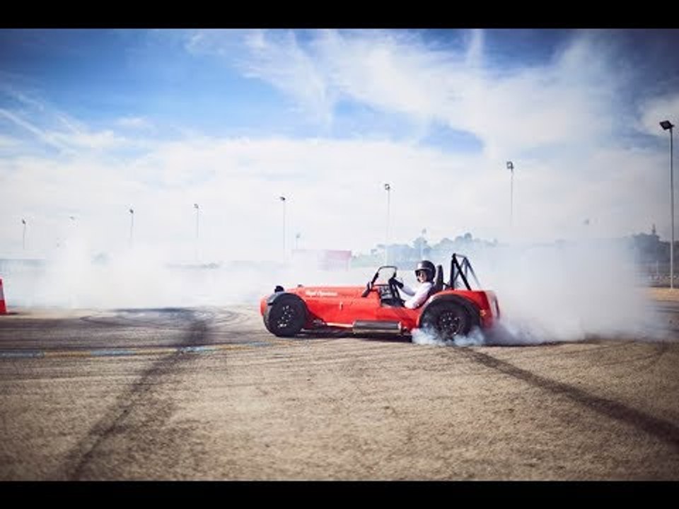 Aprende a derrapar en el Jarama con Royal Experience