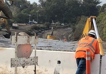 Crews Continue Digging Out a Flooded 101 Freeway