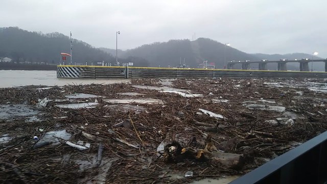 Ohio River Thaws After Being Frozen