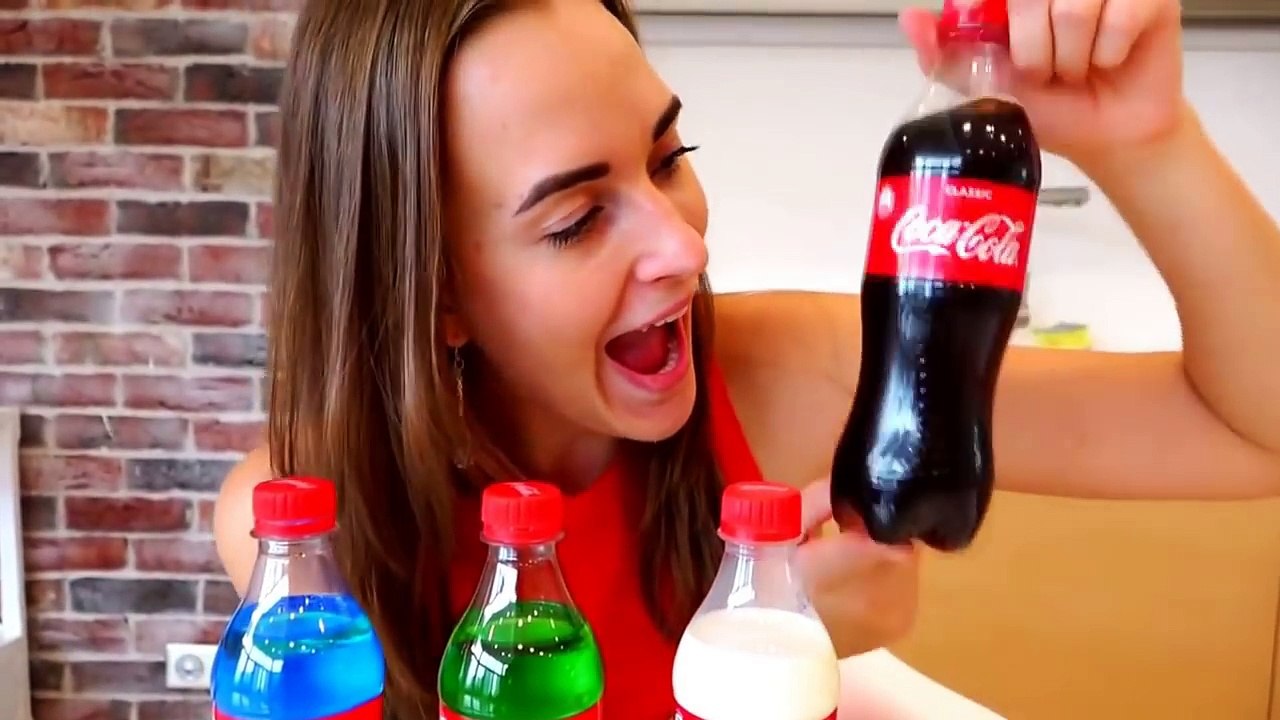 Malos Niños Y Chocolate Candy Coca Cola! Johny Johny Yes Papa - Rimas De Cancion Infantil Para Bebe