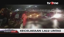 Dua Pengendara Sepeda Motor Tewas Tabrak Tiang Lampu Jalanan